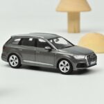 Audi Q7 – Graphite Grey – 1:43