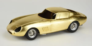 CMC Ferrari F275 GTB/C gold-plated body