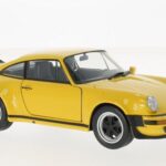 Porsche 911 Turbo 3.0, yellow
