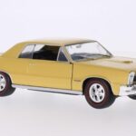 Pontiac GTO , metallic-gold