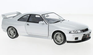 Nissan Skyline GT-R (R33), silver, RHD