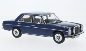 Mercedes 200 D (W115), dunkelblau, 1968
