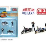 Moto Mania Figure set including 2 1/64 bikes