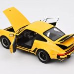 Porsche 911 turbo 3.0 1976 Yellow