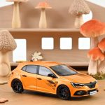 Renault Megane R.S. Ultime 2023 Tonic Orange Limited 200 pcs