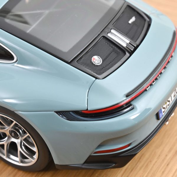 Porsche 911 S/T 2023 Meissenblue - Slika 3