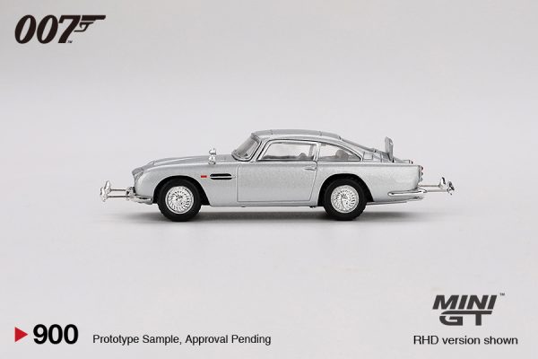ASTON MARTIN DB5 GOLDFINGER ENGLISH BLISTER PACKAGING 1965 - Slika 2