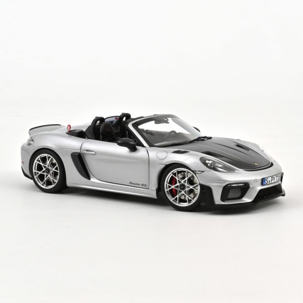 Porsche 718 Spyder RS w/ Weissach Pack 2023 GT-Silvermetallic