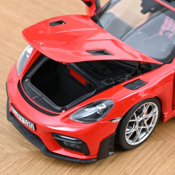 Porsche 718 Spyder RS 2023 Guards Red - Slika 2