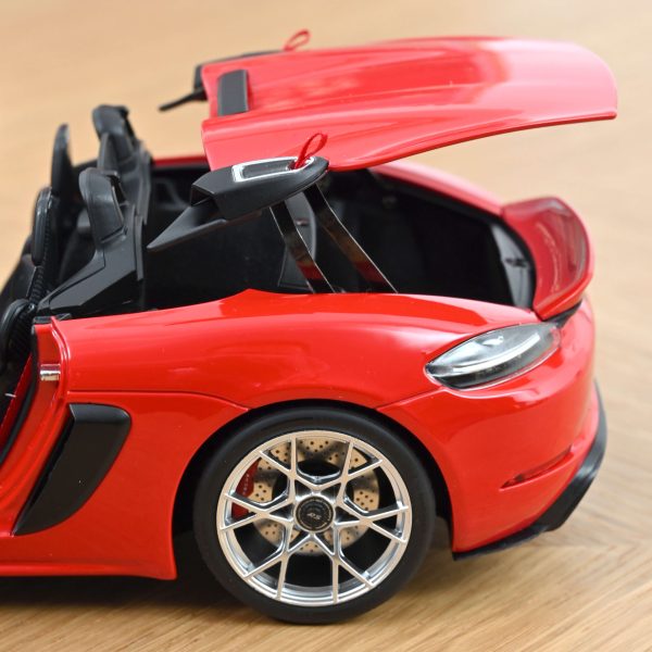 Porsche 718 Spyder RS 2023 Guards Red - Slika 5