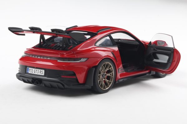 PORSCHE 911 GT3RS GUARDS RED 2024 - Slika 4