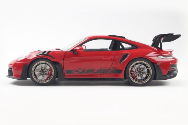 PORSCHE 911 GT3RS GUARDS RED 2024 - Slika 10