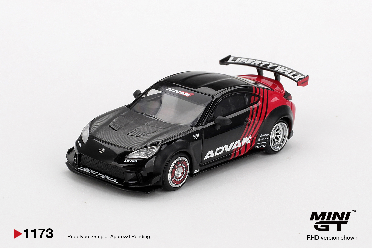 TOYOTA GR86 LB NATION ADVAN BLACK 2025
