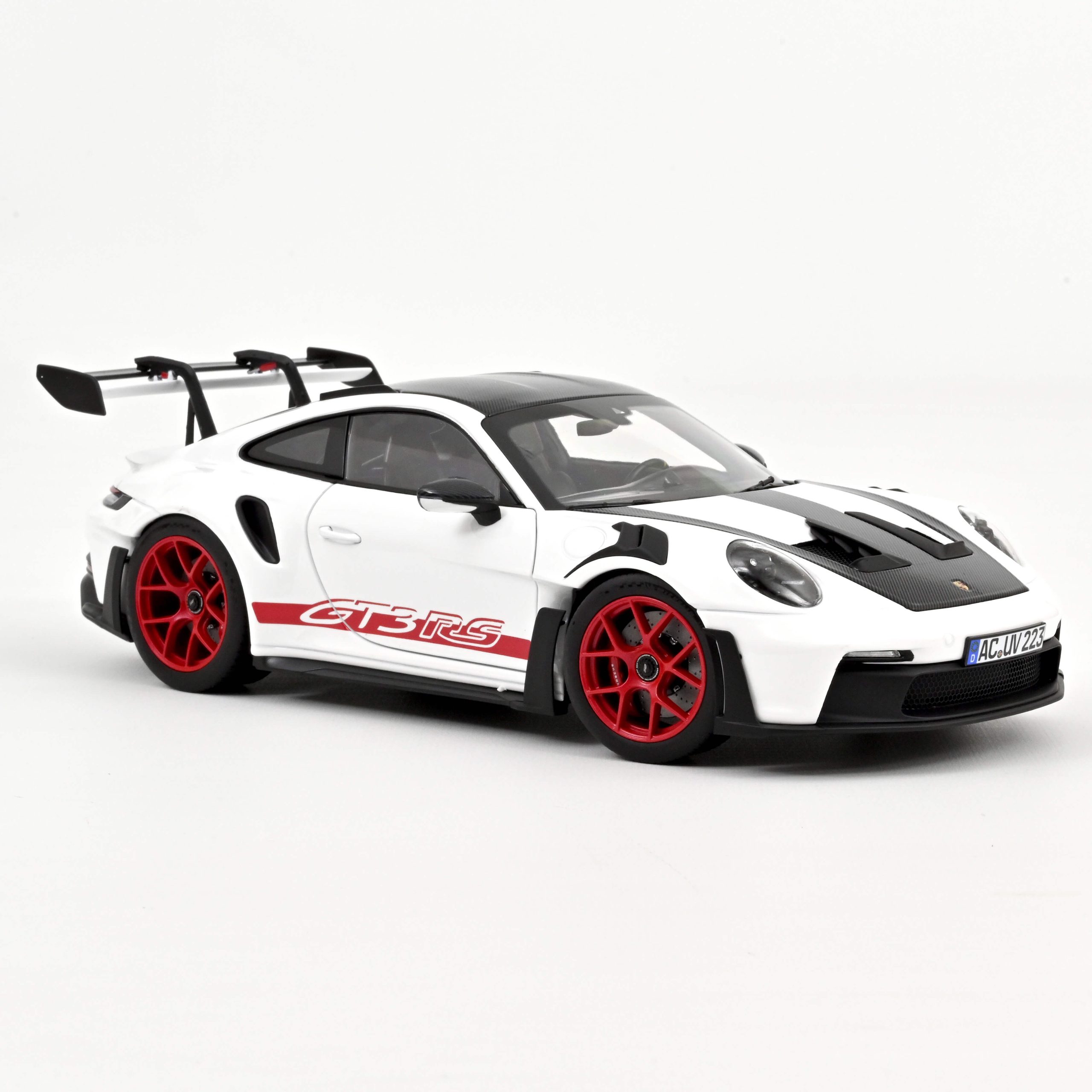 Porsche 911 992 GT3 RS w/Weissach Pack 2022 White/Pyro Red